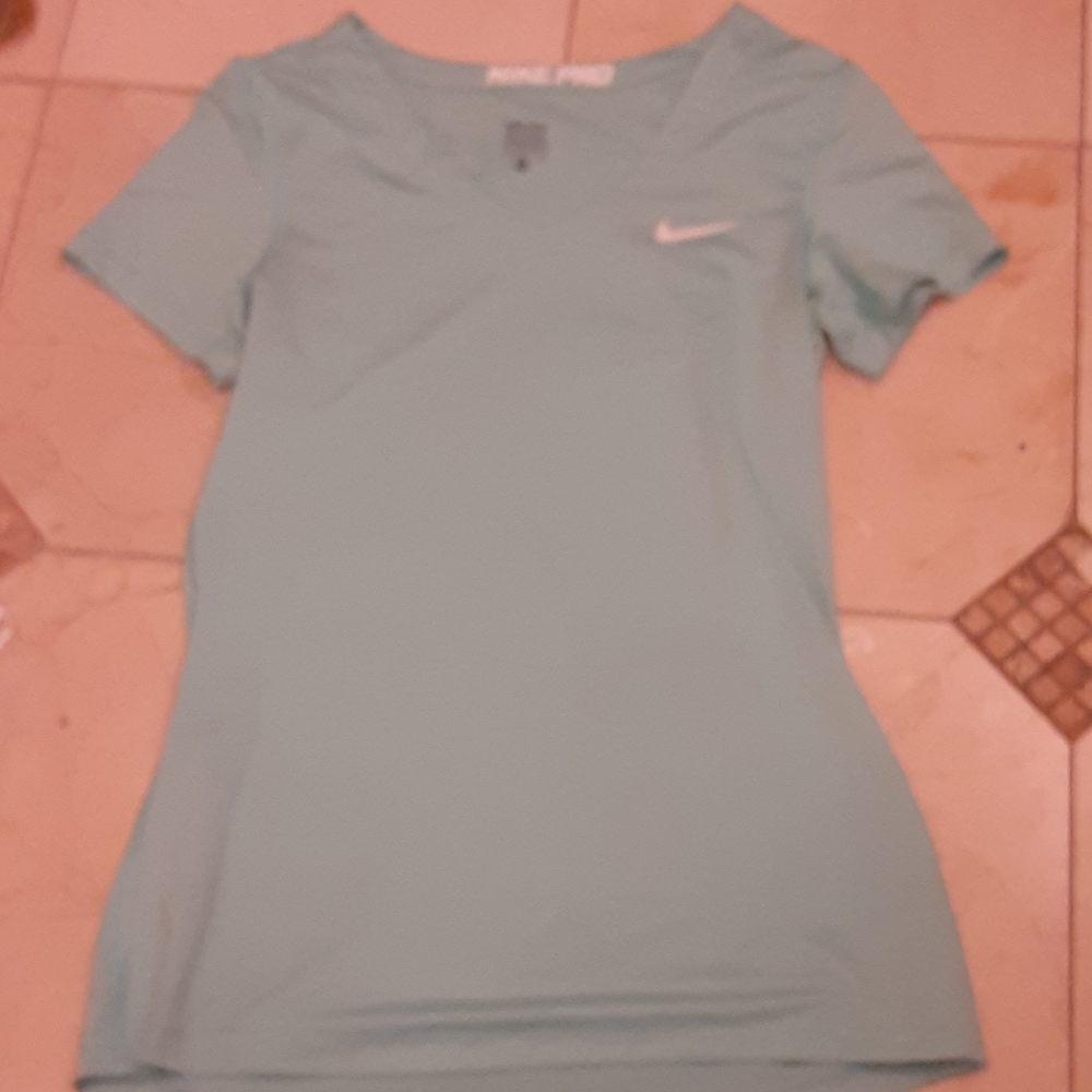 A t shirt